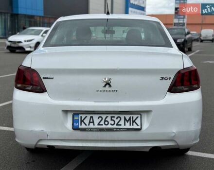 Пежо 301 2018 у Києві на Automoto.ua Білий Пежо 301, об'ємом двигуна 1.2 л та пробігом 164 тис. км за 4900 $, фото 3 на Automoto.ua