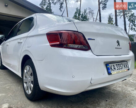 Білий Пежо 301, об'ємом двигуна 1.2 л та пробігом 223 тис. км за 5848 $, фото 2 на Automoto.ua