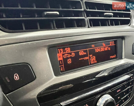 Белый Пежо 301, объемом двигателя 1.2 л и пробегом 173 тыс. км за 5700 $, фото 25 на Automoto.ua