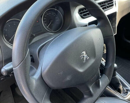Білий Пежо 301, об'ємом двигуна 1.59 л та пробігом 159 тис. км за 9500 $, фото 6 на Automoto.ua