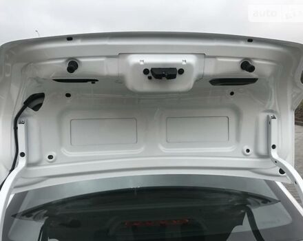 Белый Пежо 301, объемом двигателя 1.2 л и пробегом 117 тыс. км за 7800 $, фото 21 на Automoto.ua