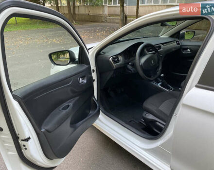 Білий Пежо 301, об'ємом двигуна 1.59 л та пробігом 62 тис. км за 8900 $, фото 12 на Automoto.ua