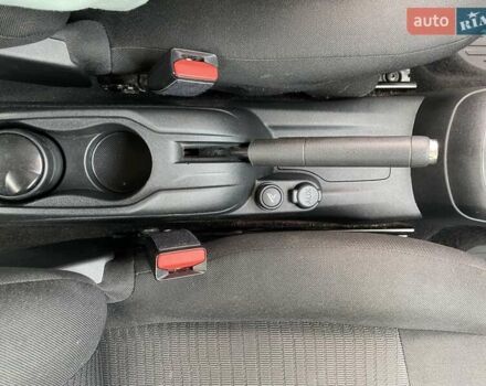Пежо 301 2019 в Киеве на Automoto.ua Белый Пежо 301, объемом двигателя 1.59 л и пробегом 62 тыс. км за 9000 $, фото 29 на Automoto.ua