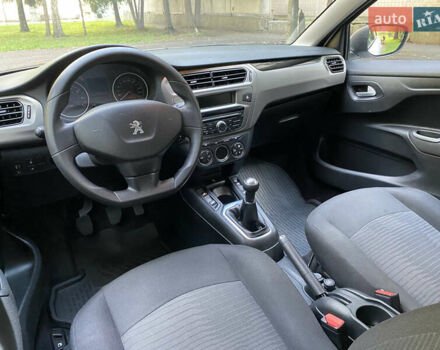 Білий Пежо 301, об'ємом двигуна 1.59 л та пробігом 62 тис. км за 8900 $, фото 13 на Automoto.ua