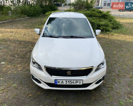 Білий Пежо 301, об'ємом двигуна 1.59 л та пробігом 62 тис. км за 9500 $, фото 1 на Automoto.ua