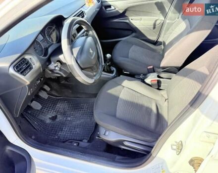 Пежо 301 2019 в Харькове на Automoto.ua Белый Пежо 301, объемом двигателя 1.2 л и пробегом 268 тыс. км за 5500 $, фото 16 на Automoto.ua
