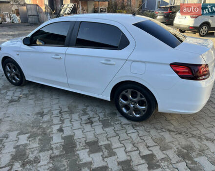 Белый Пежо 301, объемом двигателя 1.59 л и пробегом 109 тыс. км за 10000 $, фото 17 на Automoto.ua
