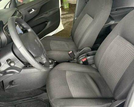 Білий Пежо 301, об'ємом двигуна 1.2 л та пробігом 140 тис. км за 6500 $, фото 23 на Automoto.ua