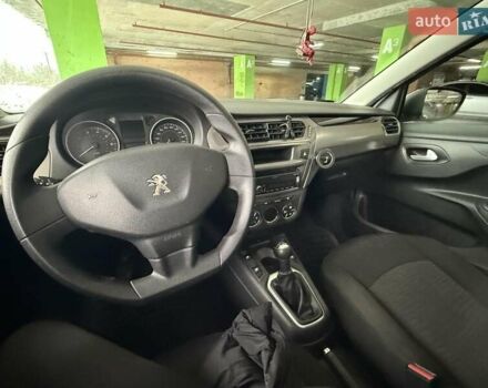 Білий Пежо 301, об'ємом двигуна 1.2 л та пробігом 140 тис. км за 6500 $, фото 15 на Automoto.ua