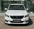 Білий Пежо 301, об'ємом двигуна 1.2 л та пробігом 68 тис. км за 8143 $, фото 4 на Automoto.ua