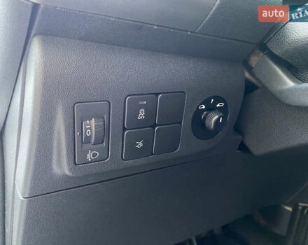 Білий Пежо 301, об'ємом двигуна 1.59 л та пробігом 62 тис. км за 8900 $, фото 17 на Automoto.ua