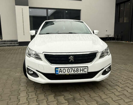 Белый Пежо 301, объемом двигателя 1.5 л и пробегом 175 тыс. км за 8900 $, фото 6 на Automoto.ua