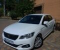 Пежо 301 2019 в Одессе на Automoto.ua Белый Пежо 301, объемом двигателя 1.2 л и пробегом 194 тыс. км за 6399 $, фото 1 на Automoto.ua