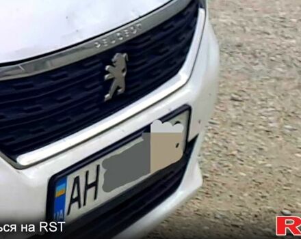 Белый Пежо 301, объемом двигателя 1.6 л и пробегом 168 тыс. км за 5950 $, фото 4 на Automoto.ua