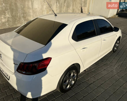 Белый Пежо 301, объемом двигателя 1.59 л и пробегом 109 тыс. км за 10000 $, фото 6 на Automoto.ua