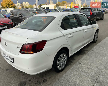 Пежо 301 2020 в Киеве на Automoto.ua Белый Пежо 301, объемом двигателя 1.56 л и пробегом 193 тыс. км за 8416 $, фото 6 на Automoto.ua