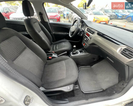 Пежо 301 2020 в Киеве на Automoto.ua Белый Пежо 301, объемом двигателя 1.56 л и пробегом 193 тыс. км за 8416 $, фото 16 на Automoto.ua