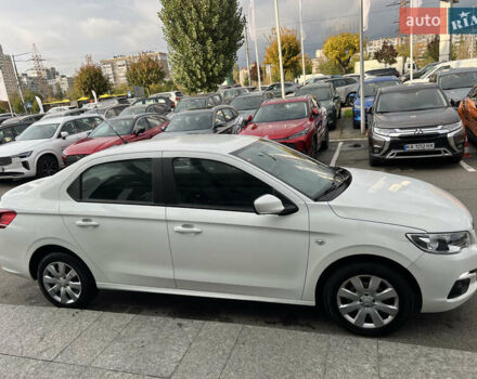 Пежо 301 2020 в Киеве на Automoto.ua Белый Пежо 301, объемом двигателя 1.56 л и пробегом 193 тыс. км за 8416 $, фото 7 на Automoto.ua