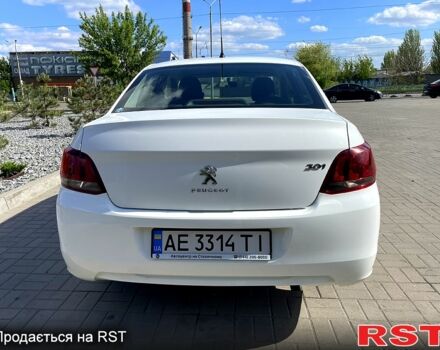 Білий Пежо 301, об'ємом двигуна 1.6 л та пробігом 105 тис. км за 8300 $, фото 1 на Automoto.ua