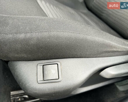 Пежо 301 2020 в Киеве на Automoto.ua Белый Пежо 301, объемом двигателя 1.56 л и пробегом 193 тыс. км за 8416 $, фото 10 на Automoto.ua