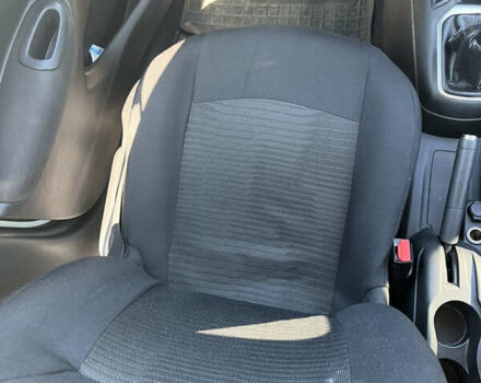 Белый Пежо 301, объемом двигателя 1.59 л и пробегом 207 тыс. км за 7400 $, фото 17 на Automoto.ua