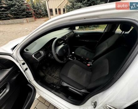 Білий Пежо 301, об'ємом двигуна 1.2 л та пробігом 212 тис. км за 5700 $, фото 3 на Automoto.ua