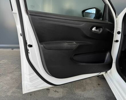 Белый Пежо 301, объемом двигателя 1.6 л и пробегом 234 тыс. км за 7600 $, фото 20 на Automoto.ua