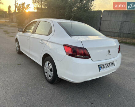 Белый Пежо 301, объемом двигателя 1.59 л и пробегом 207 тыс. км за 7400 $, фото 10 на Automoto.ua