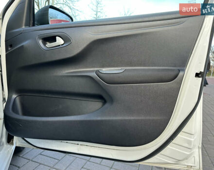 Белый Пежо 301, объемом двигателя 1.59 л и пробегом 122 тыс. км за 6990 $, фото 20 на Automoto.ua