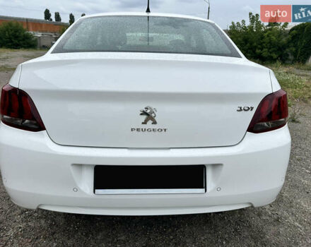 Білий Пежо 301, об'ємом двигуна 1.56 л та пробігом 157 тис. км за 8700 $, фото 6 на Automoto.ua