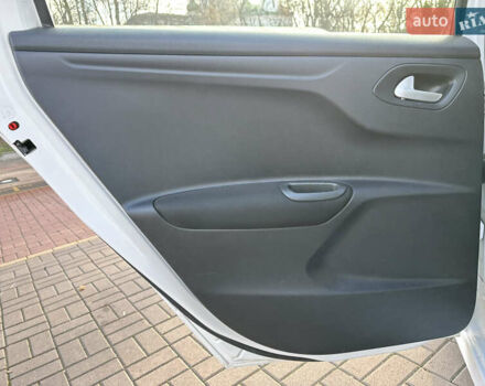 Белый Пежо 301, объемом двигателя 1.59 л и пробегом 122 тыс. км за 6990 $, фото 23 на Automoto.ua