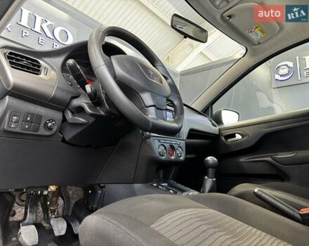 Пежо 301 2020 в Киеве на Automoto.ua Белый Пежо 301, объемом двигателя 1.6 л и пробегом 189 тыс. км за 7900 $, фото 28 на Automoto.ua