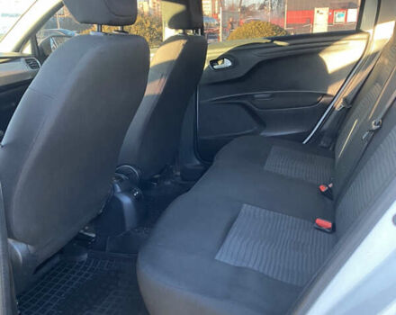 Белый Пежо 301, объемом двигателя 1.6 л и пробегом 150 тыс. км за 9300 $, фото 9 на Automoto.ua