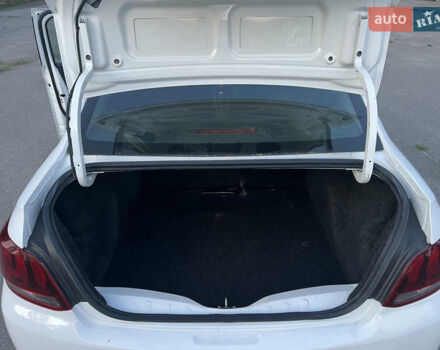 Белый Пежо 301, объемом двигателя 1.59 л и пробегом 207 тыс. км за 7400 $, фото 22 на Automoto.ua