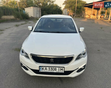 Белый Пежо 301, объемом двигателя 1.59 л и пробегом 207 тыс. км за 7400 $, фото 2 на Automoto.ua
