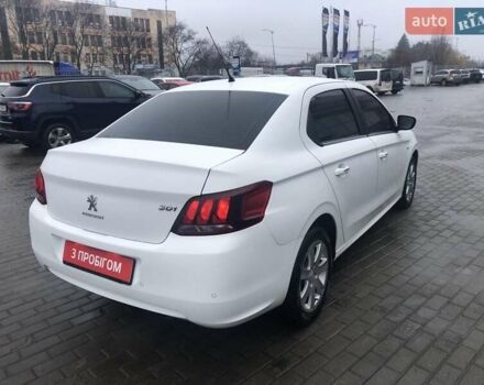 Белый Пежо 301, объемом двигателя 1.59 л и пробегом 74 тыс. км за 12300 $, фото 3 на Automoto.ua
