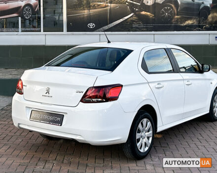 Білий Пежо 301, об'ємом двигуна 12 л та пробігом 78 тис. км за 8281 $, фото 6 на Automoto.ua