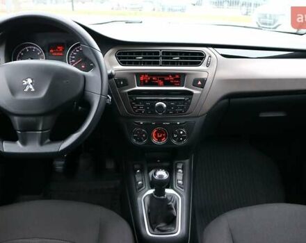 Белый Пежо 301, объемом двигателя 1.2 л и пробегом 64 тыс. км за 8903 $, фото 7 на Automoto.ua