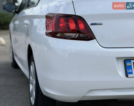 Білий Пежо 301, об'ємом двигуна 1.2 л та пробігом 82 тис. км за 8700 $, фото 12 на Automoto.ua