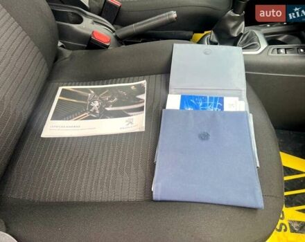 Пежо 301 2021 у Києві на Automoto.ua Білий Пежо 301, об'ємом двигуна 1.2 л та пробігом 97 тис. км за 7200 $, фото 52 на Automoto.ua