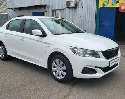 Пежо 301 2021 у Києві на Automoto.ua Білий Пежо 301, об'ємом двигуна 1.2 л та пробігом 56 тис. км за 8300 $, фото 6 на Automoto.ua