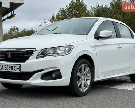 Пежо 301 2021 у Києві на Automoto.ua Білий Пежо 301, об'ємом двигуна 1.59 л та пробігом 71 тис. км за 11500 $, фото 9 на Automoto.ua