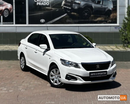 Білий Пежо 301, об'ємом двигуна 1.2 л та пробігом 73 тис. км за 8977 $, фото 2 на Automoto.ua