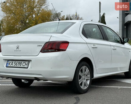 Пежо 301 2021 у Києві на Automoto.ua Білий Пежо 301, об'ємом двигуна 1.59 л та пробігом 71 тис. км за 11500 $, фото 15 на Automoto.ua
