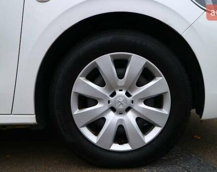 Белый Пежо 301, объемом двигателя 1.2 л и пробегом 64 тыс. км за 8903 $, фото 10 на Automoto.ua