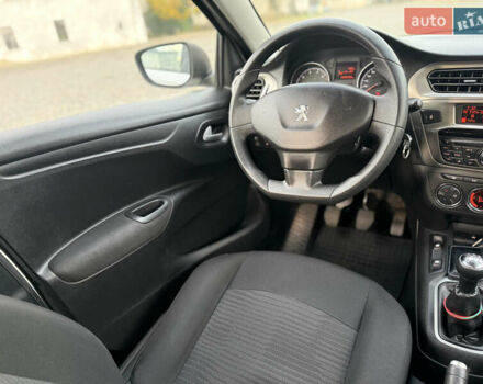 Білий Пежо 301, об'ємом двигуна 1.59 л та пробігом 69 тис. км за 8700 $, фото 24 на Automoto.ua