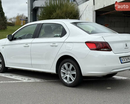 Пежо 301 2021 у Києві на Automoto.ua Білий Пежо 301, об'ємом двигуна 1.59 л та пробігом 71 тис. км за 11500 $, фото 13 на Automoto.ua