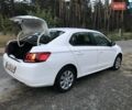 Білий Пежо 301, об'ємом двигуна 1.59 л та пробігом 46 тис. км за 7770 $, фото 2 на Automoto.ua