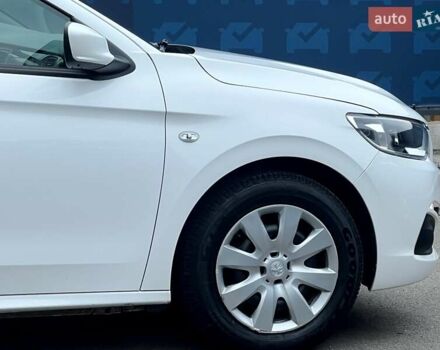 Пежо 301 2021 у Києві на Automoto.ua Білий Пежо 301, об'ємом двигуна 1.2 л та пробігом 97 тис. км за 7200 $, фото 15 на Automoto.ua