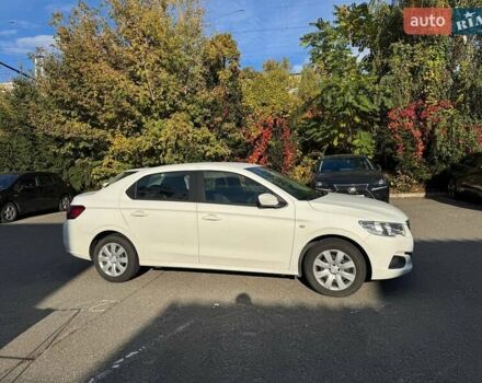 Пежо 301 2021 у Києві на Automoto.ua Білий Пежо 301, об'ємом двигуна 1.6 л та пробігом 53 тис. км за 9800 $, фото 5 на Automoto.ua